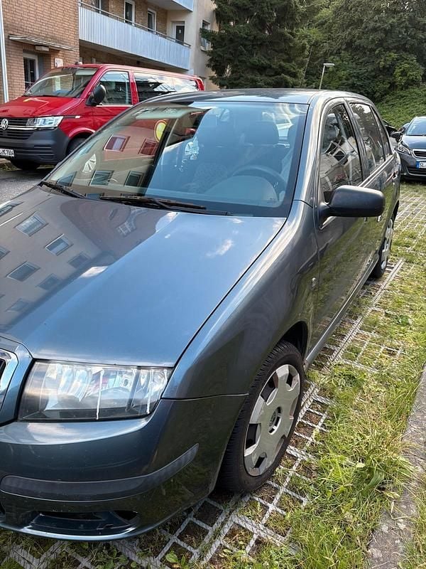 Gebraucht 2005 Skoda Fabia Kleinwagen | 400 € - Bild 1/4