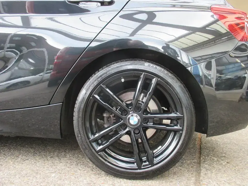 Gebraucht BMW 118 M Sport 136 PS (100 kW) 2018 Schwarz Limousine