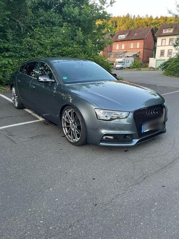 Grau Gebraucht 2013 Audi A5 Sportback S-Line Coupé | 14.200 € (Fairer Preis) - Bild 1/4