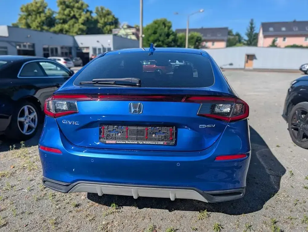Gebraucht Honda Civic Hybrid 184 PS (135 kW) 2023 Blau Limousine