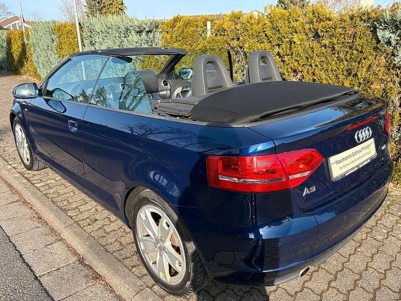 Gebraucht Audi A3 Cabriolet S-Line 140 PS (102 kW) 2012 Blau Cabrio
