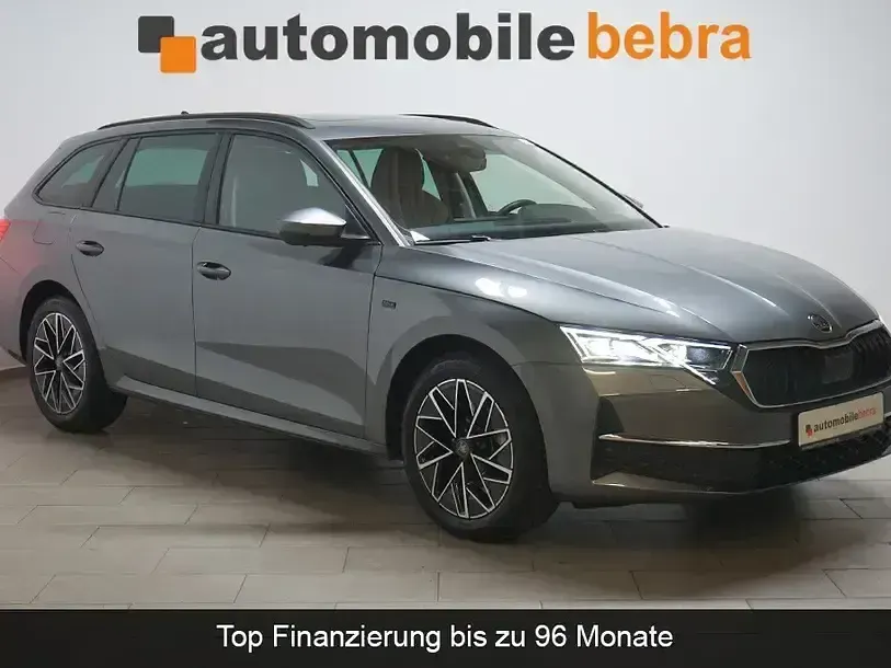 Gebraucht Skoda Octavia Selection 150 PS (110 kW) 2025 Graphitegrau Kombi