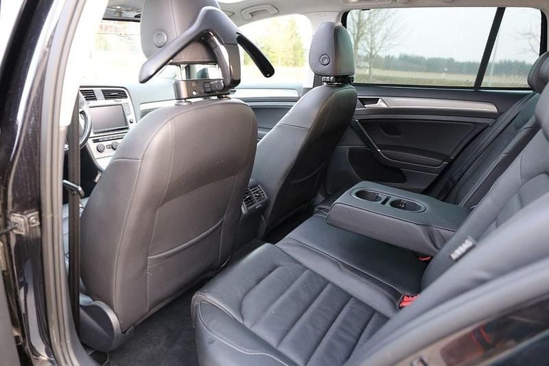 Gebraucht VW Golf VII 110 PS (80 kW) 2014 Schwarz Kombi