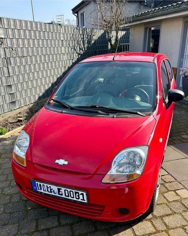 Gebraucht Chevrolet Matiz 52 PS (38 kW) 2009 Rot Kleinwagen