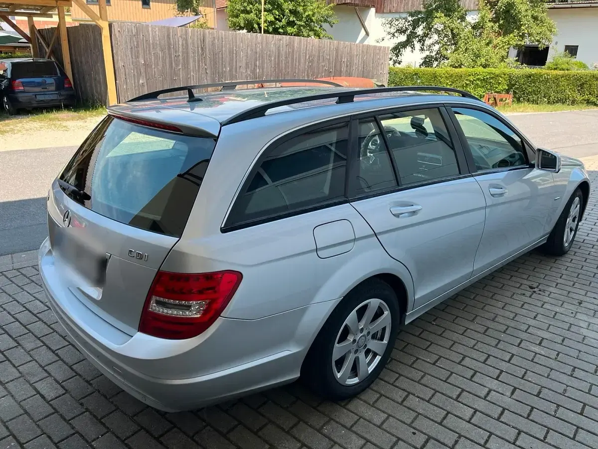 Gebraucht Mercedes C200 136 PS (100 kW) 2012 Silber Kombi
