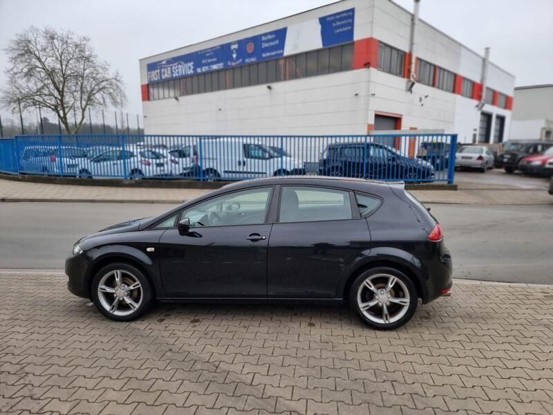 Schwarz Gebraucht 2008 Seat Leon Sport Kleinwagen | 3.499 € (Fairer Preis) - Bild 1/4