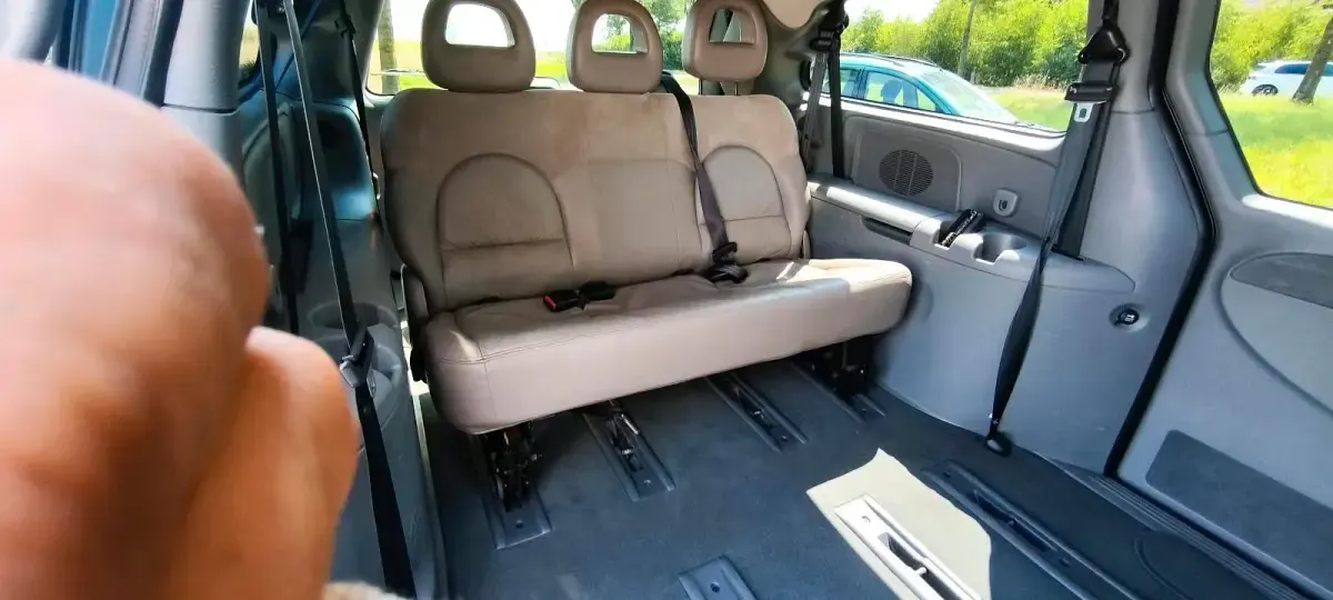 Gebraucht Chrysler Grand Voyager 150 PS (110 kW) 2004 Schwarz Van / Kleinbus