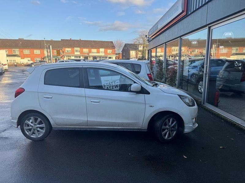 Gebraucht Mitsubishi Space Star 80 PS (58 kW) 2013 Kristallweiss (p) Van / Kleinbus