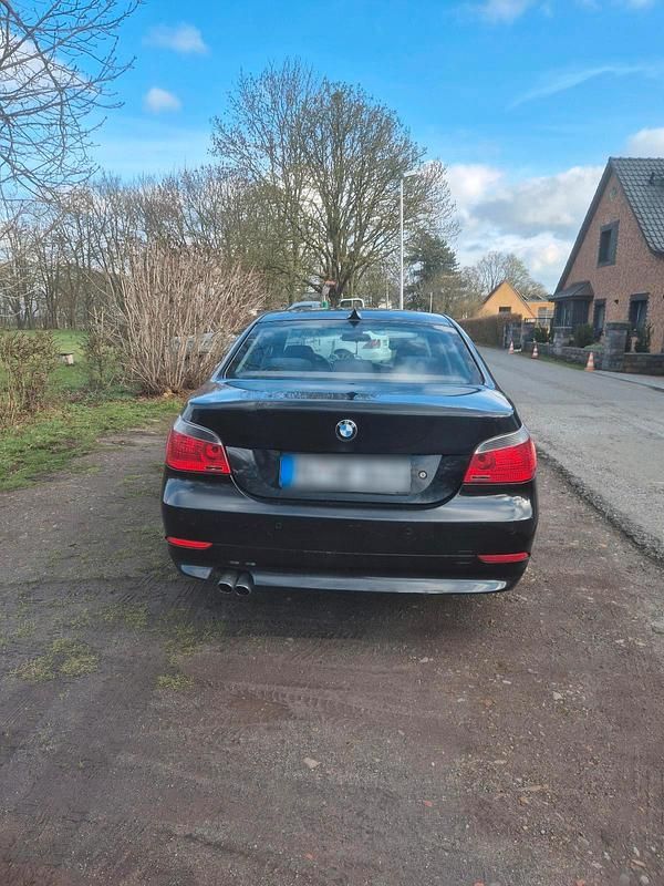 Gebraucht BMW 520 170 PS (125 kW) 2003 Schwarz Limousine