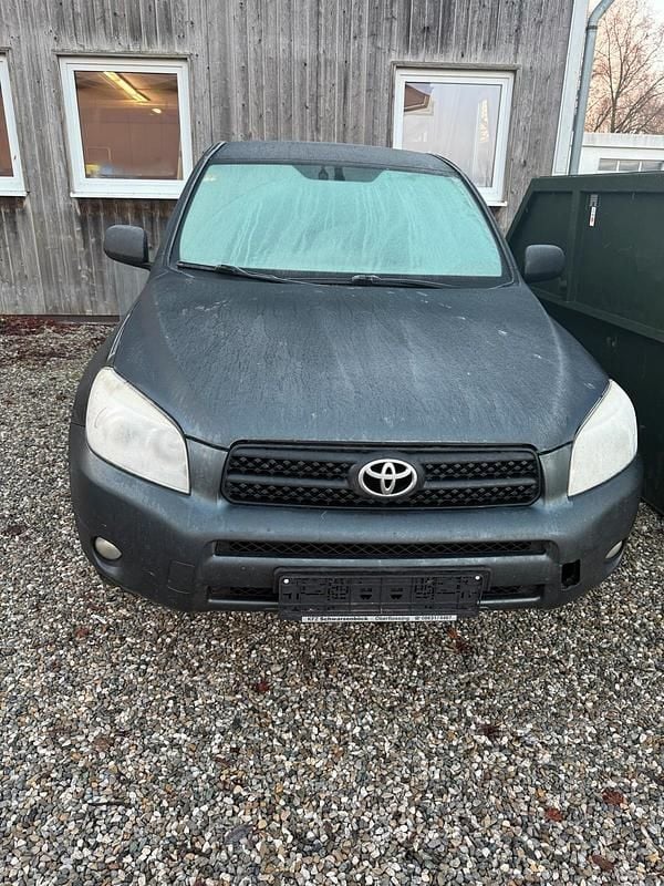 Grau Gebraucht 2009 Toyota RAV4 SUV | 5.400 € (Guter Preis) - Bild 1/4
