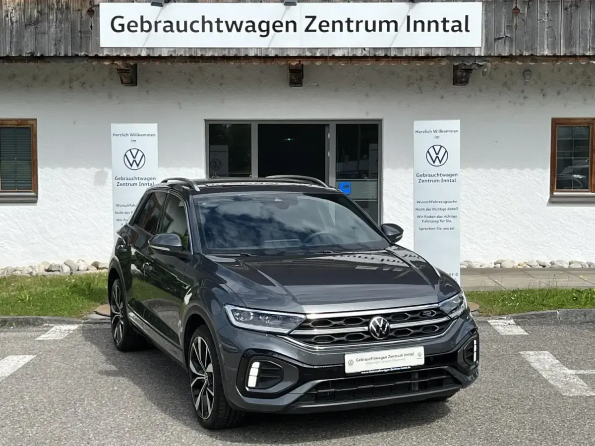 Gebraucht VW T-Roc R-line 190 PS (139 kW) 2025 Grau SUV
