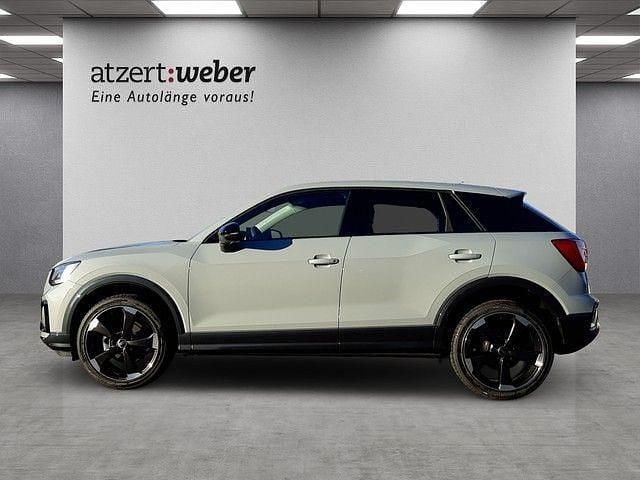Neu Audi Q2 Advanced Plus 150 PS (110 kW) 2025 Pfeilgrau perleffekt SUV