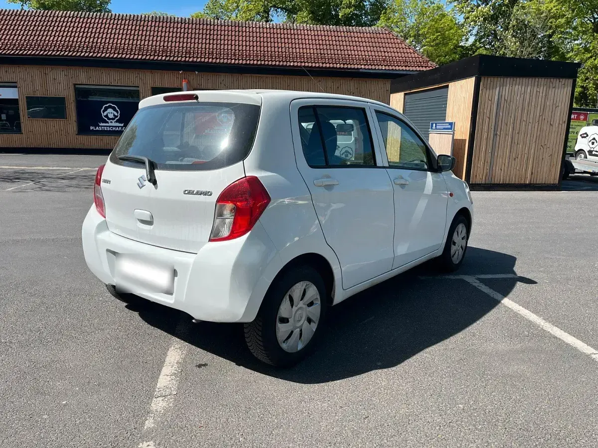Usata Suzuki Celerio 68 CV (50 kW) 2017 Bianco Utilitaria