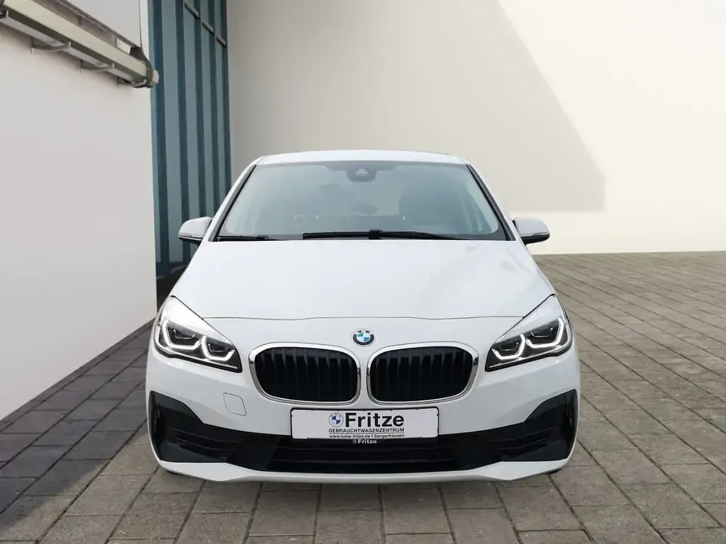 Gebraucht BMW 216 Active Tourer Advantage 116 PS (85 kW) 2020 Weiß Van / Kleinbus