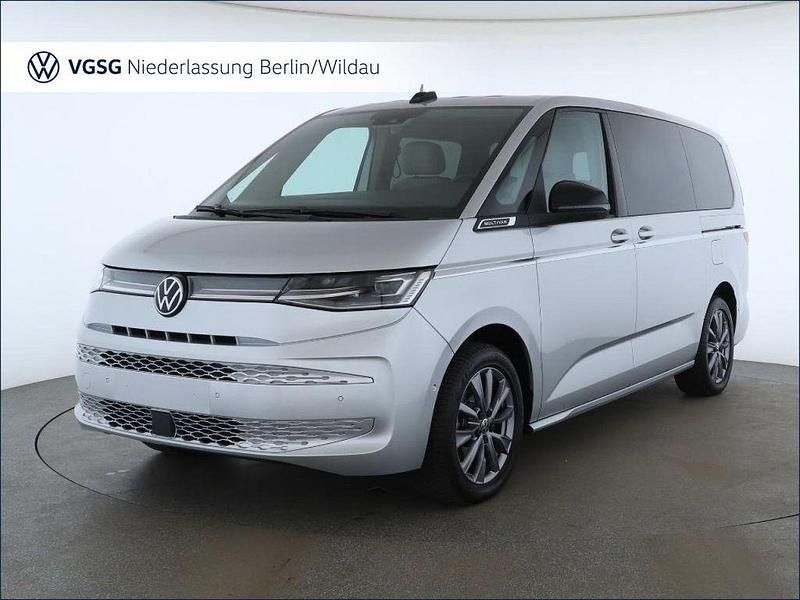 Gebraucht VW Multivan Style 150 PS (110 kW) 2024 Silber Van