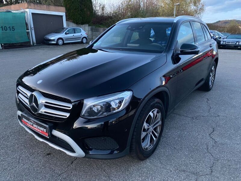 Schwarz Gebraucht 2016 Mercedes GLC220 SUV | 15.700 € (Teuer) - Bild 1/4