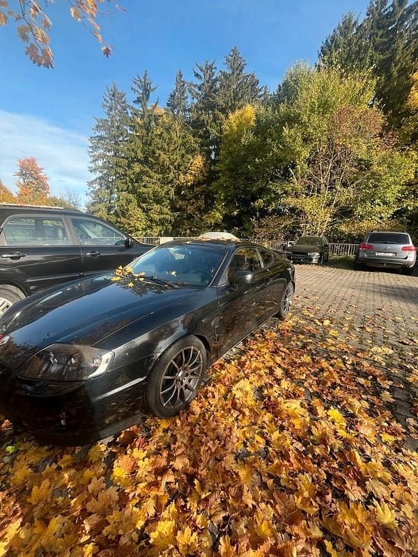 Schwarz Gebraucht 2006 Hyundai Coupé Coupé | 2.700 € (Etwas zu teuer) - Bild 1/4
