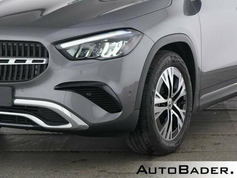 Gebraucht Mercedes GLA180 136 PS (100 kW) 2024 787 lack mountaingrau (metallic) SUV