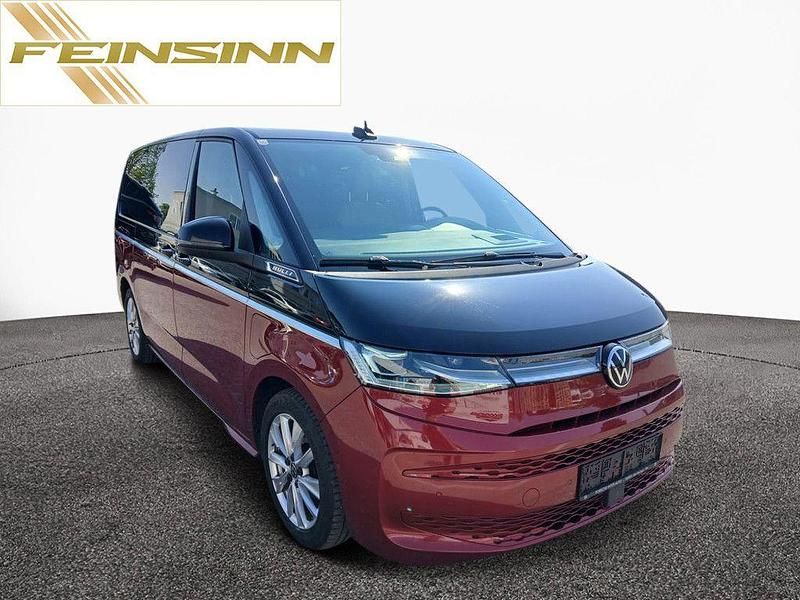 Second-hand VW Multivan Style 150 CP (110 kW) 2023 Negru Monovolum