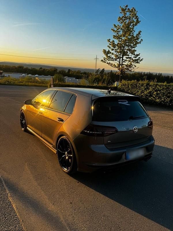 Gebraucht VW Golf VII R 300 PS (220 kW) 2015 Andere farben Kleinwagen