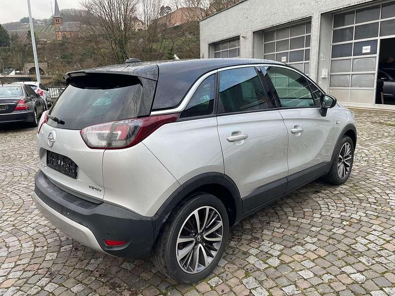 Gebraucht Opel Crossland X Innovation 131 PS (96 kW) 2018 Argon silber/ice silver (m2) SUV