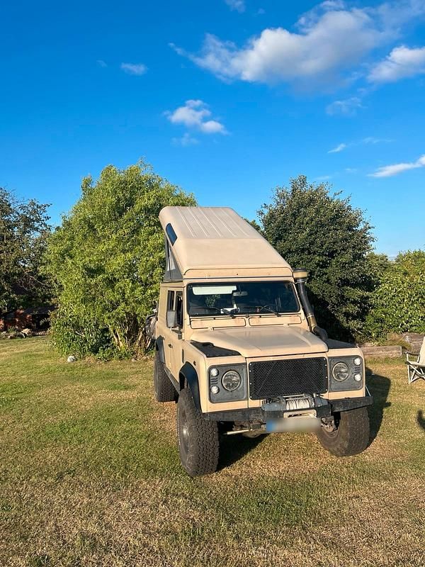 Gebraucht Land Rover Defender 122 PS (89 kW) 2004 Beige Kombi