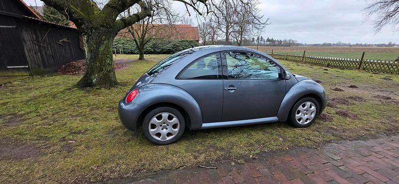 Gebraucht VW New Beetle 75 PS (55 kW) 2003 Grau Kleinwagen