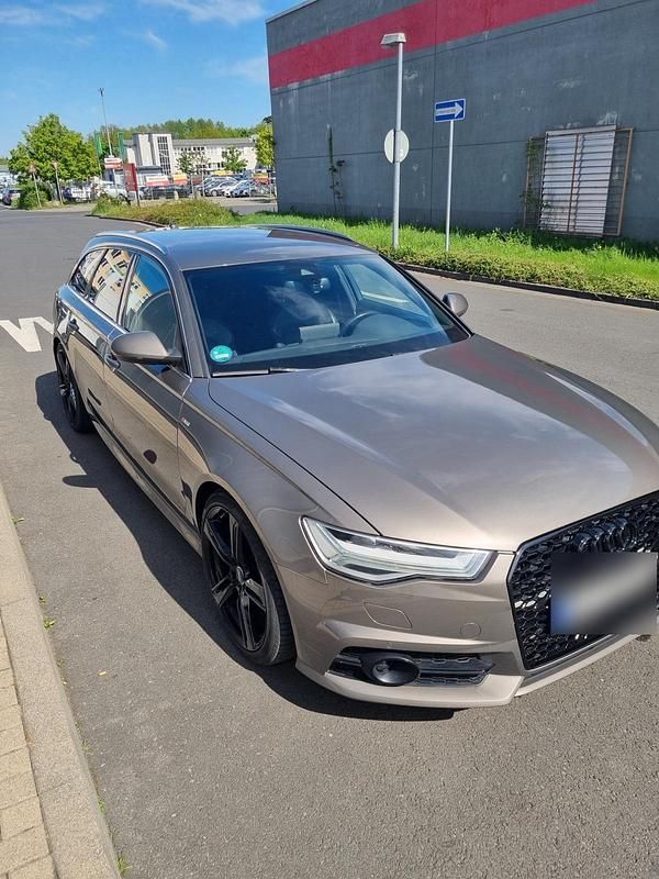 Gebraucht Audi A6 Ambiente 272 PS (200 kW) 2015 Grau Kombi