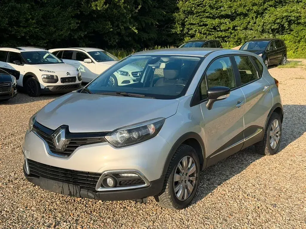 Gebraucht Renault Captur Dynamique 120 PS (88 kW) 2015 Grau SUV