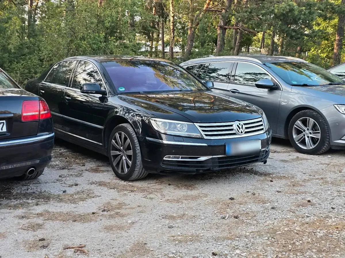 Gebraucht VW Phaeton 240 PS (176 kW) 2010 Schwarz Limousine