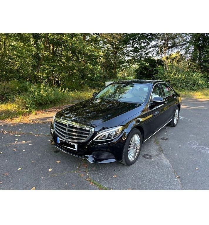 Schwarz Gebraucht 2017 Mercedes C180 Edition Limousine | 18.700 € (Guter Preis) - Bild 1/4