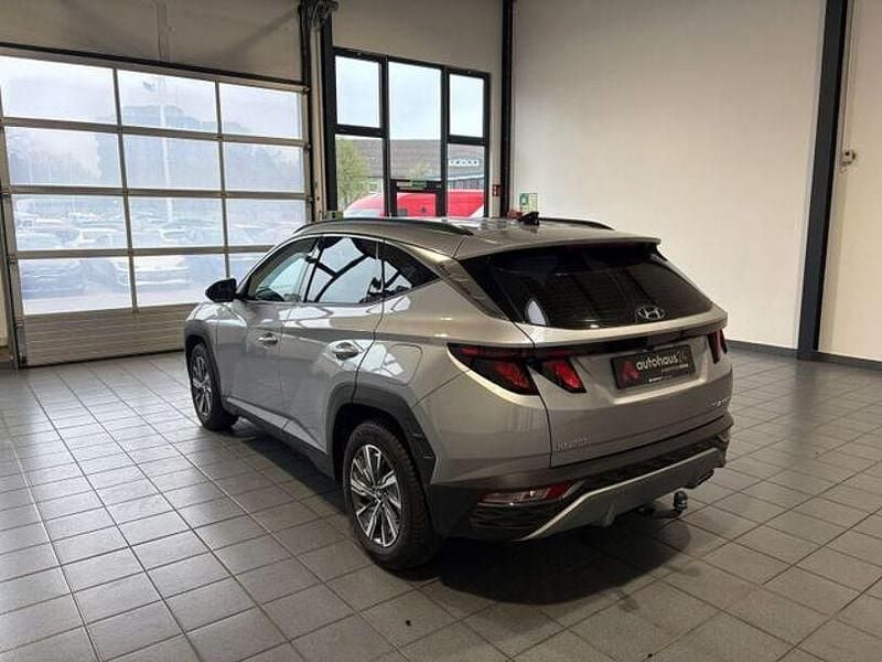 Second-hand Hyundai Tucson Select 136 CP (100 kW) 2023 Argintiu SUV