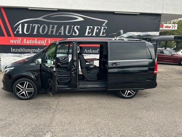 Schwarz Gebraucht 2020 Mercedes V300 Van / Kleinbus | 49.999 € (Teuer) - Bild 1/4