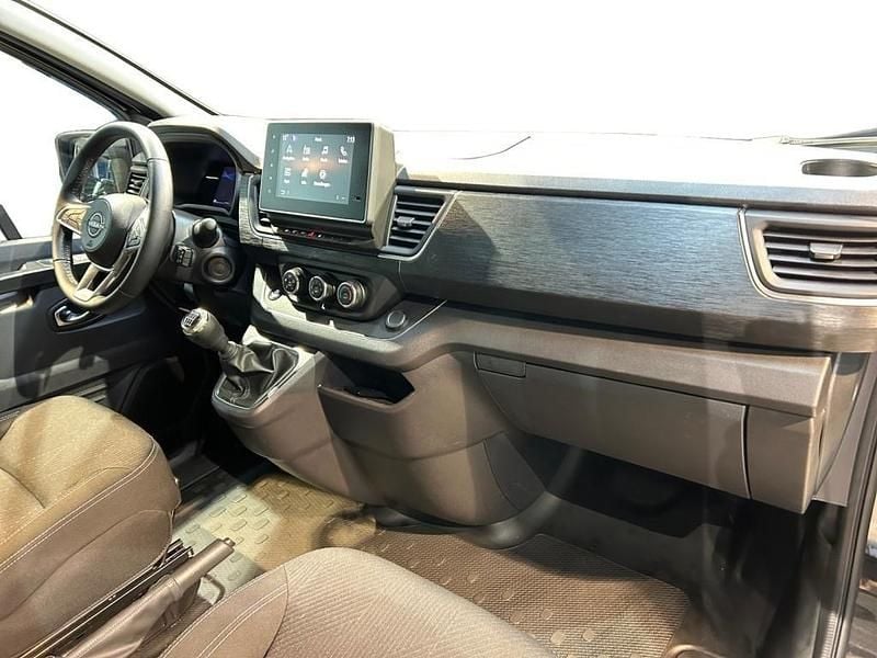 Gebraucht Nissan Primastar 360º 150 PS (110 kW) 2025 Midnight black Van / Kleinbus