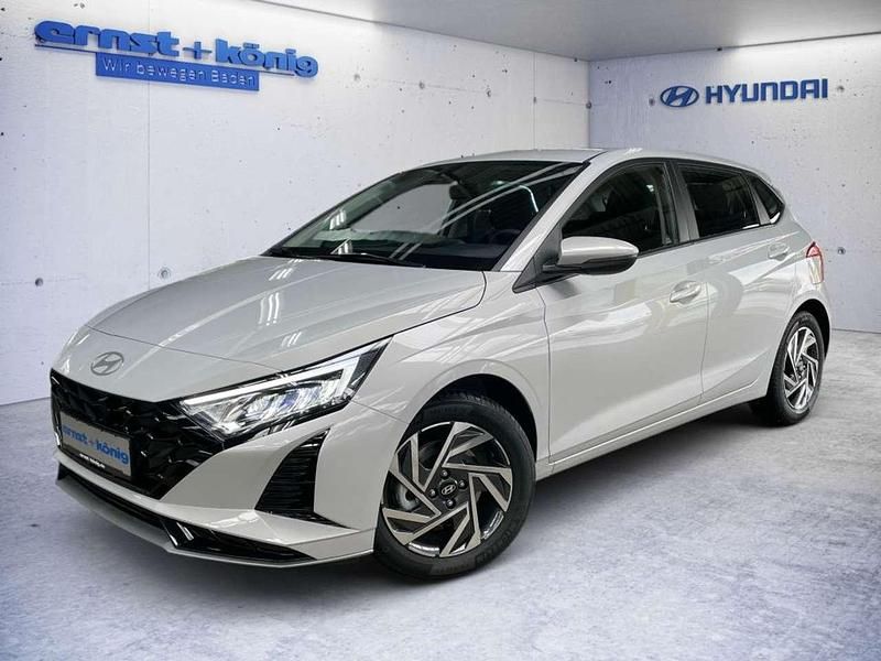 Lumen grey mineraleffekt Gebraucht 2025 Hyundai i20 Trend Kleinwagen | 23.250 € (Teuer) - Bild 1/4