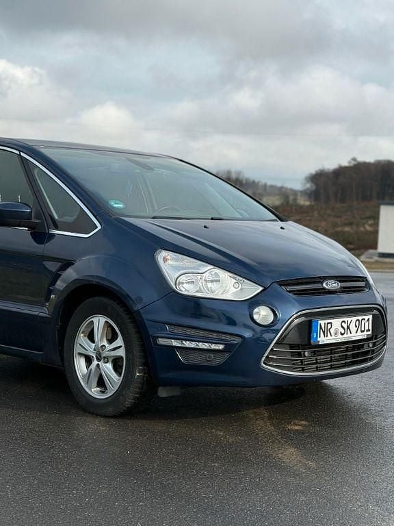 Gebraucht Ford S-MAX Titanium 200 PS (147 kW) 2012 Blau Van / Kleinbus