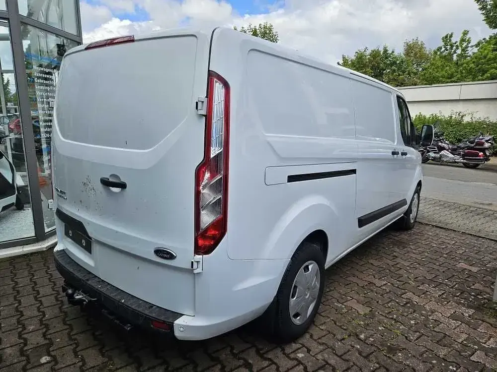 Gebraucht Ford Transit Custom Trend 131 PS (96 kW) 2023 Weiß Pickup