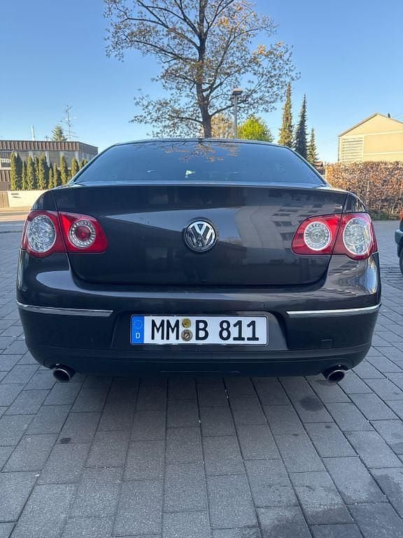 Gebraucht VW Passat Highline 177 PS (130 kW) 2010 Braun Limousine