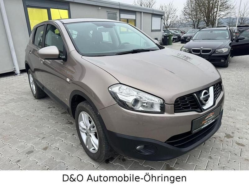 Gold Gebraucht 2011 Nissan Qashqai Acenta SUV | 3.990 € (Guter Preis) - Bild 1/4