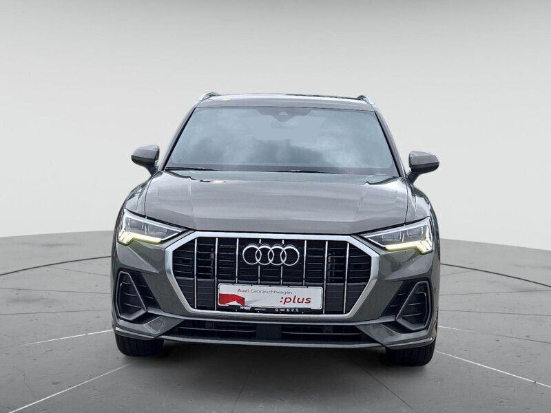 Chronosgrau metallic Gebraucht 2024 Audi Q3 S-Line SUV | 41.880 € (Fairer Preis) - Bild 1/4