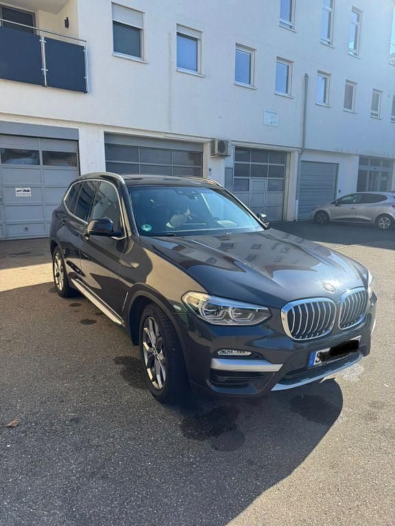 Grau Gebraucht 2019 BMW X3 M Sport SUV | 34.950 € (Fairer Preis) - Bild 1/4