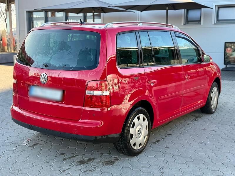 Gebraucht VW Touran 140 PS (102 kW) 2005 Rot Van / Kleinbus