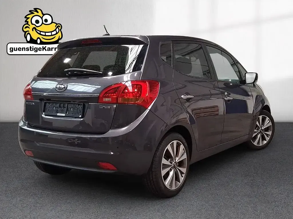 Gebraucht Kia Venga Spirit 128 PS (94 kW) 2015 Grau Kleinwagen
