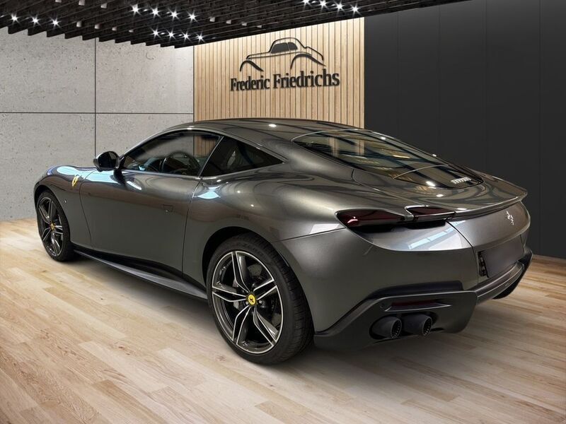 Gebraucht Ferrari Roma 620 PS (456 kW) 2024 Grigio silverstone Coupé