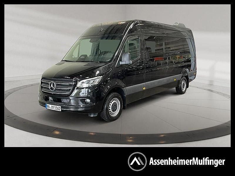 Obsidianschwarz metallic Gebraucht 2024 Mercedes Sprinter Van | 77.970 € - Bild 1/4