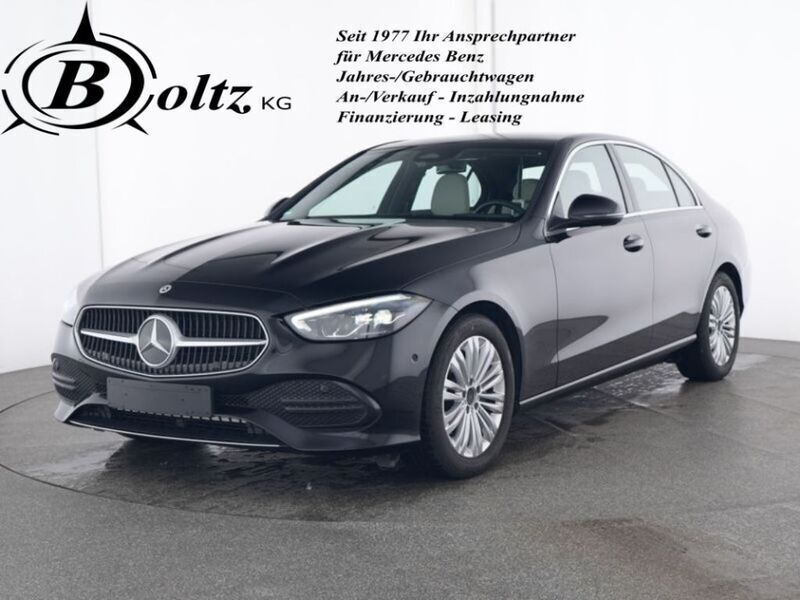 Obsidianschwarz (metallic) Gebraucht 2024 Mercedes C180 Avantgarde Limousine | 40.799 € (Teuer) - Bild 1/4