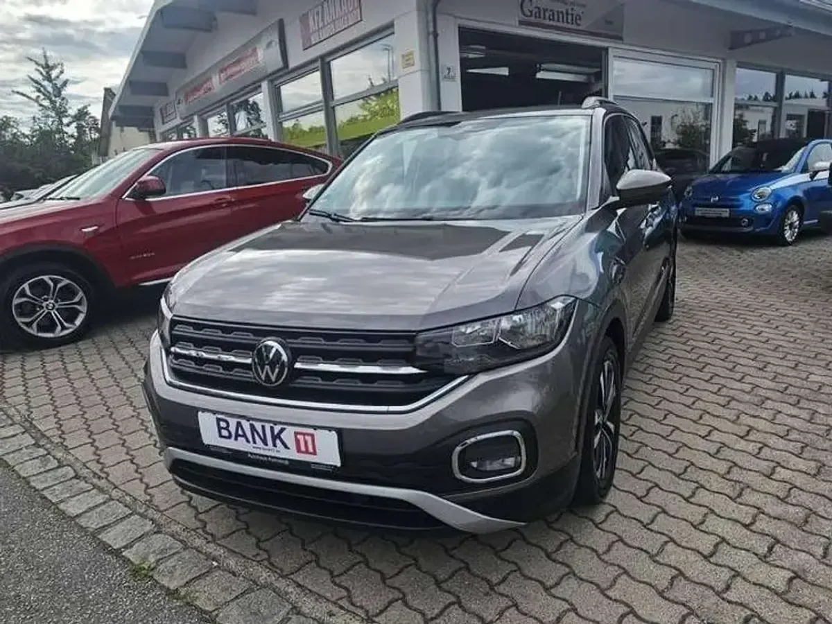 Gebraucht VW T-Cross United 110 PS (80 kW) 2021 Limestone grey metallic SUV