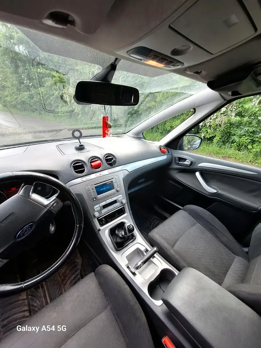 Gebraucht Ford S-MAX 140 PS (102 kW) 2008 Schwarz Van / Kleinbus