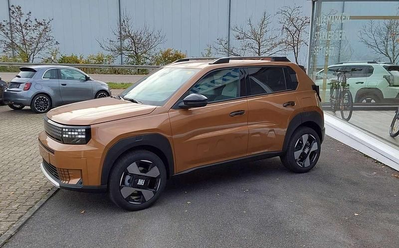 Neu Fiat Grande Panda La Prima 101 PS (74 kW) 2025 Bronze Kleinwagen