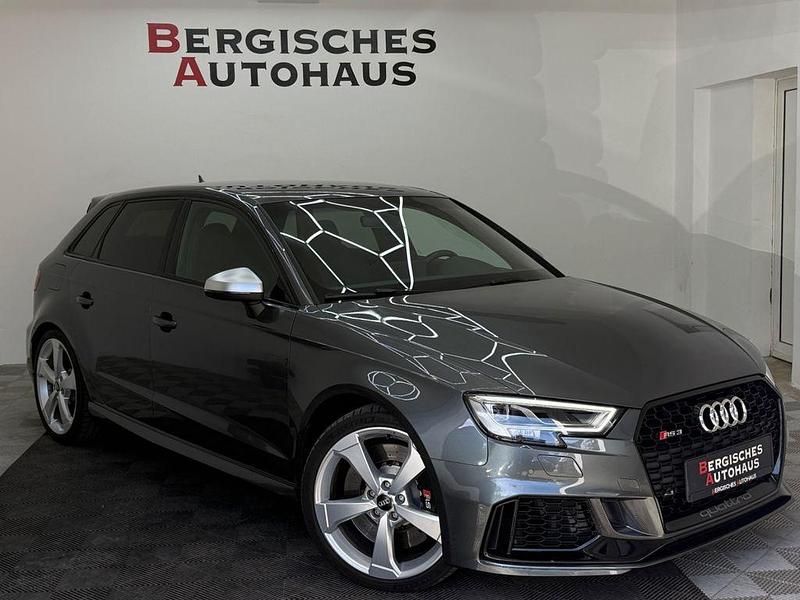 Gebraucht Audi RS3 Ambiente 400 PS (294 kW) 2018 Grau Limousine